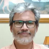 Mtro. Herbert Eduardo Grenett