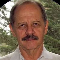 Dr. Telmo Peña