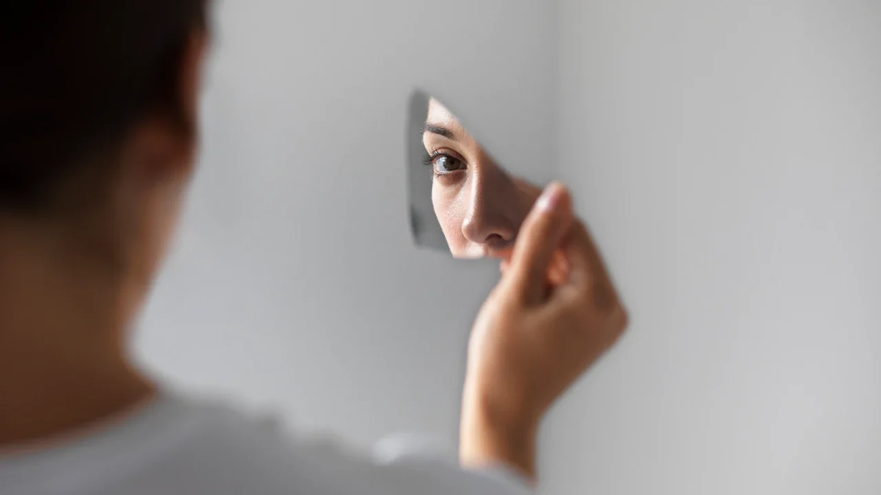 ¿Cómo tratar las conductas autolesivas en adolescentes?