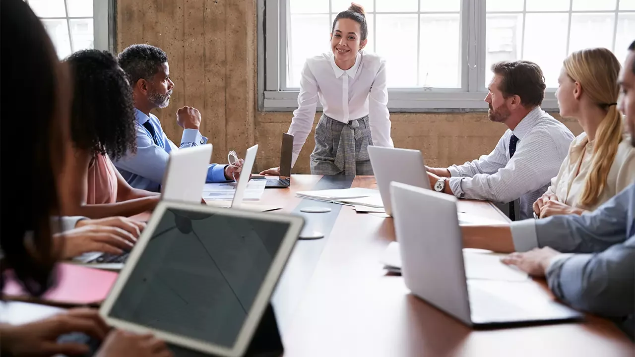 ¿Cómo lograr un buen liderazgo organizacional?: alcanza un buen ambiente en el trabajo