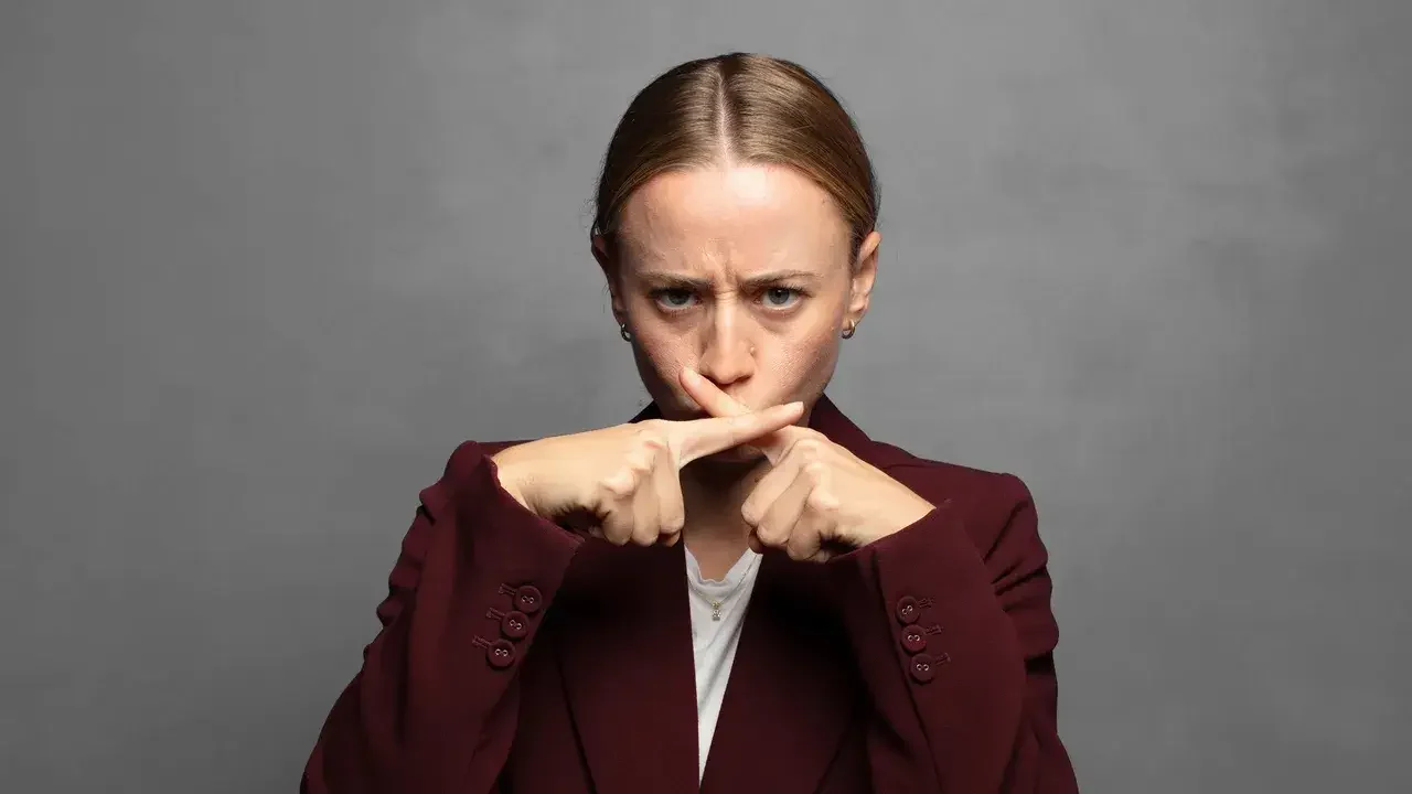 Mitomanía: causas, síntomas, tratamiento y mitos comunes